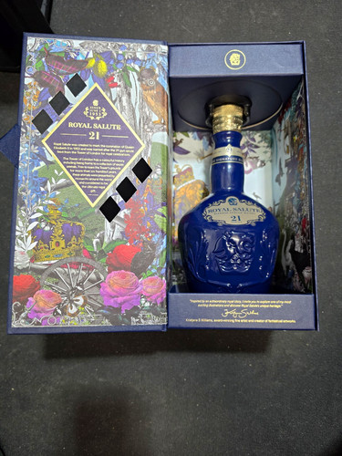 Empty royal salute year - empty,